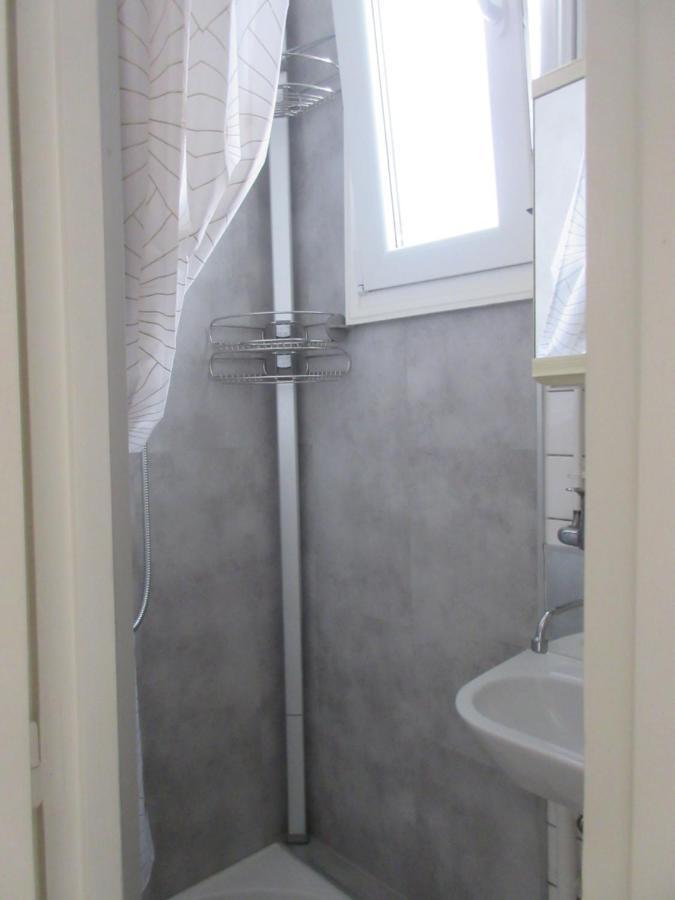 Bourg-La-Reine : Joli Appartement De 20 M² エクステリア 写真