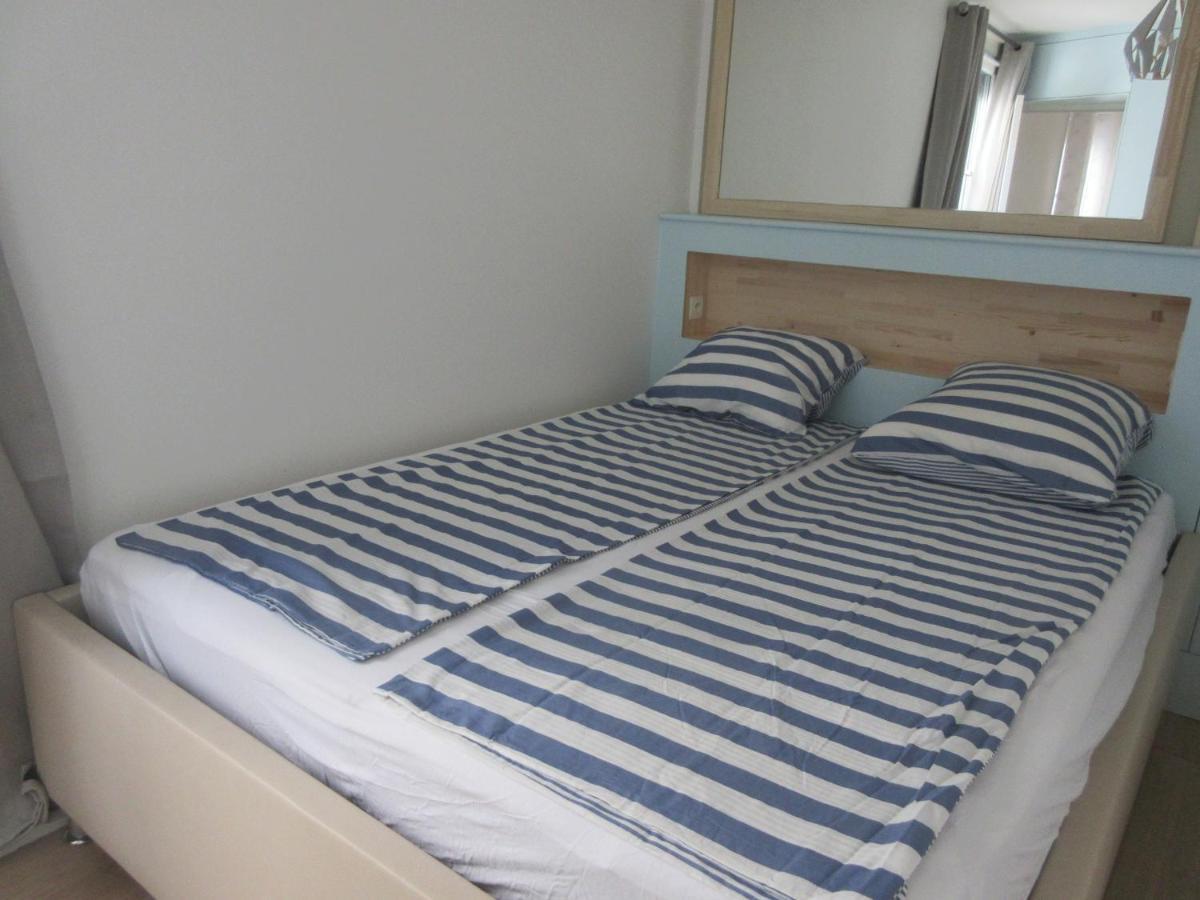 Bourg-La-Reine : Joli Appartement De 20 M² エクステリア 写真